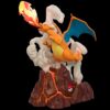 Estatua Pokémon Charizard Deluxe Collector's de 33 cm con función Light Up - Imagen 6