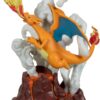Estatua Pokémon Charizard Deluxe Collector's de 33 cm con función Light Up - Imagen 4